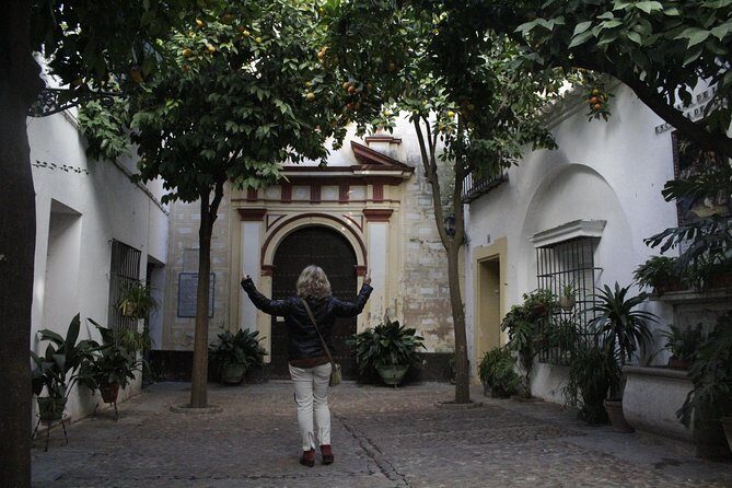 Jewish Heritage Tour - The Neighborhoods: Santa Cruz and San Bartolomé