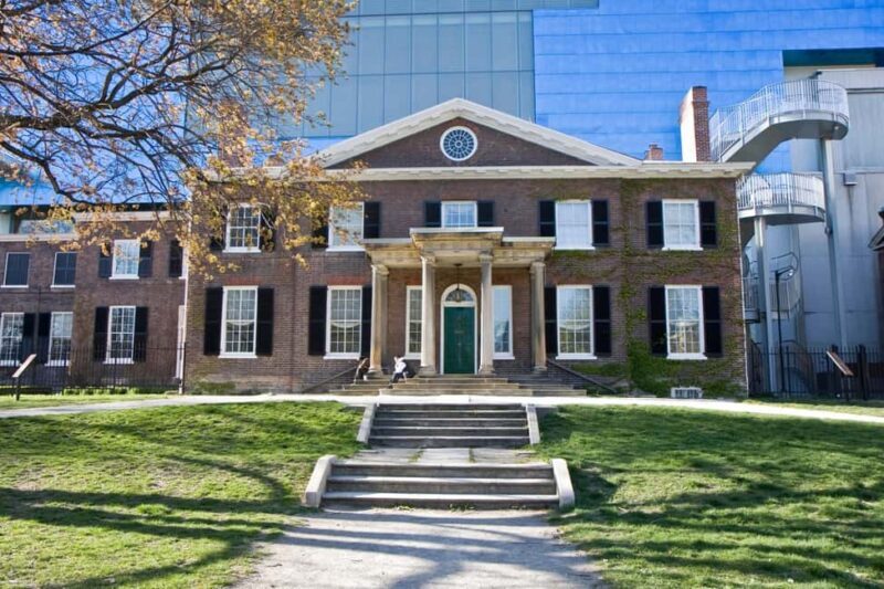 Jewish Heritage Walking Tour of Kensington Market Toronto - Analyzing the Value