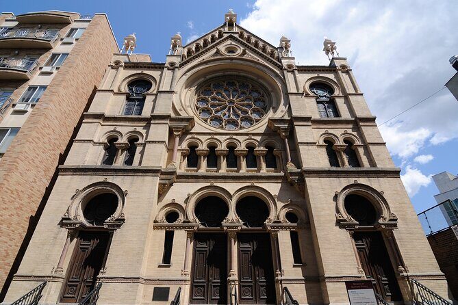 Jewish History of NYC Private Tour with Transport - FAQs