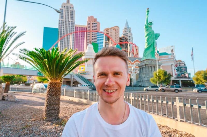 Jewish History Private Walking Tour of the Las Vegas Strip - Key Points