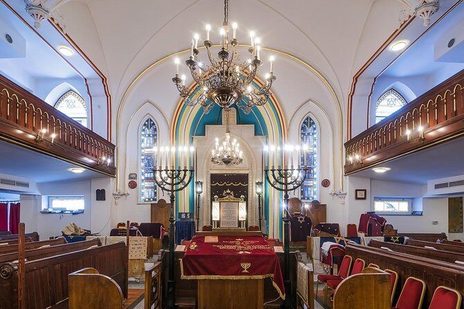 Jewish life of Budapest today: private tour by car - An In-Depth Look at the Tour Experience