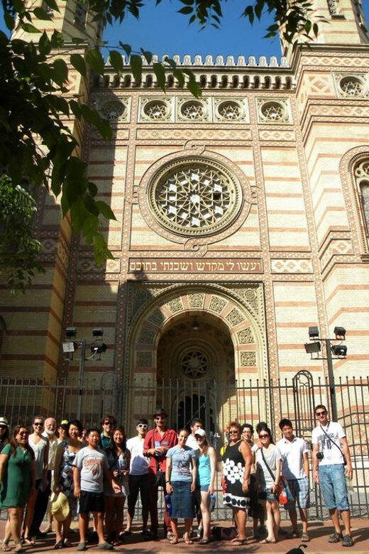 Jewish Quarter of Budapest Walking Tour - Key Points