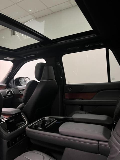JFK Airport To Manhattan Luxury SUV Transfer - Why choose this transfer?