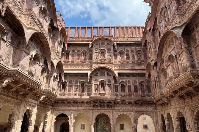 Jodhpur Blue City with Mehrangard Fort Hotel Pickup and Drop - Kunj Bihari Temple – A Sacred Touch