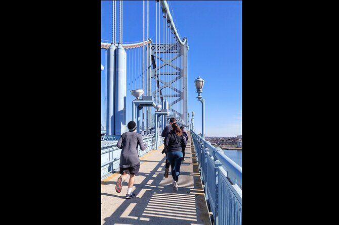 Jog the Benjamin Franklin Bridge and Enjoy Historic Sightseeing - Key Points