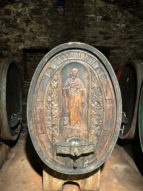 Johannisberg Rheingau: Wine tasting with cellar tour and hike - A Closer Look at the Experience