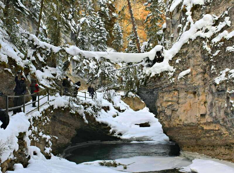 Johnston Canyon Ice Adventure A Winter Wonderland Experience - Key Points