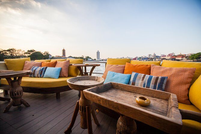 Joined Luxury Evening Cocktail Cruise - A Closer Look at the Experience
