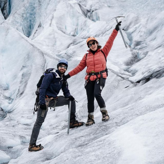 Jökulsárlón: Glacier Hike, Ice Cave, and Photoshoot Package - Discovering the Ice Caves and Glacial Tundra