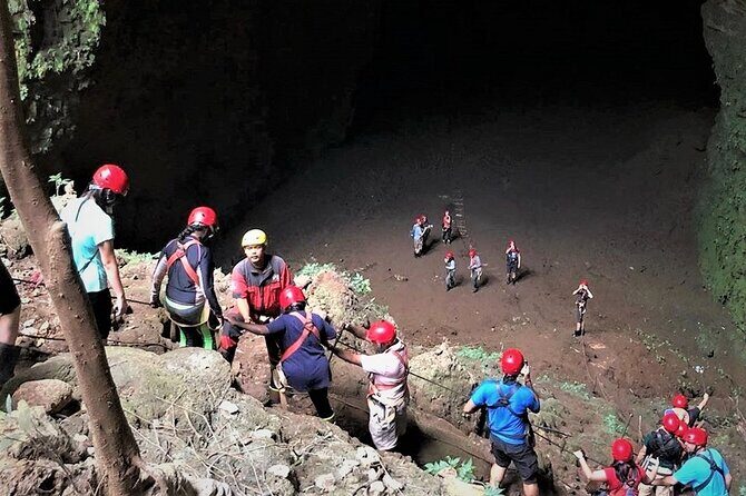 Jomblang Cave Pindul Cave and Oyo River Tubing Private Day Tour - Who Is This Tour Best For?