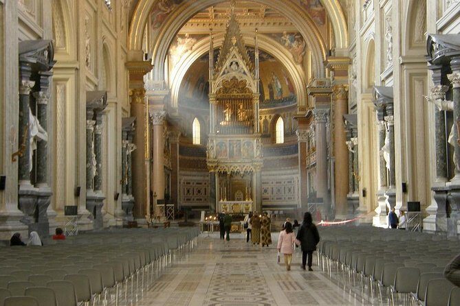 Jubilee Divine Pathways: Tour of Rome's Basilicas - Private Cab - A detailed exploration of the tour itinerary