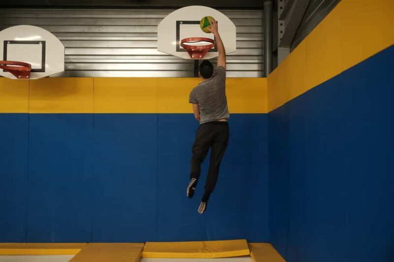 Jump 1h Trampoline Parc Béziers - Key Points