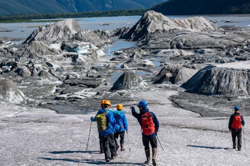 Juneau: Norris Adventure Seaplane, Paddle & Glacier Hike - Packrafting: Paddling Past Icebergs