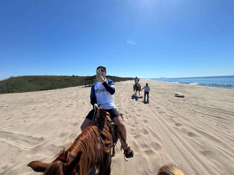 Jungle and beach horseback ride + lunch + mezcal - An In-Depth Look at the Experience