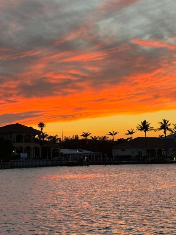 Jupiter: 3- hour Boat Cruise on Jupiter Inlet with Drinks! - FAQs