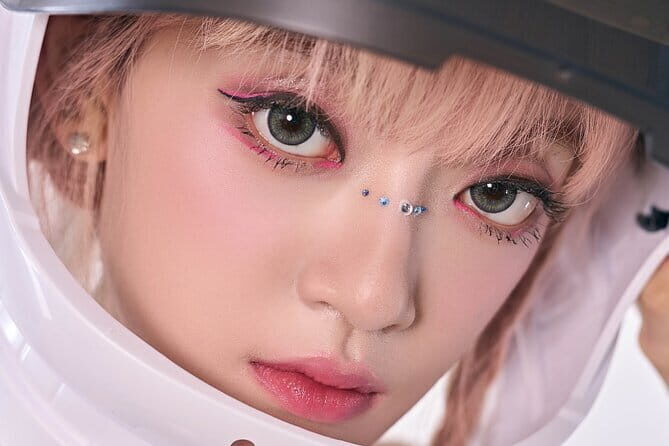 K-Pop Style Photo Shoot with Unique Idol Photo Concepts - Key Points