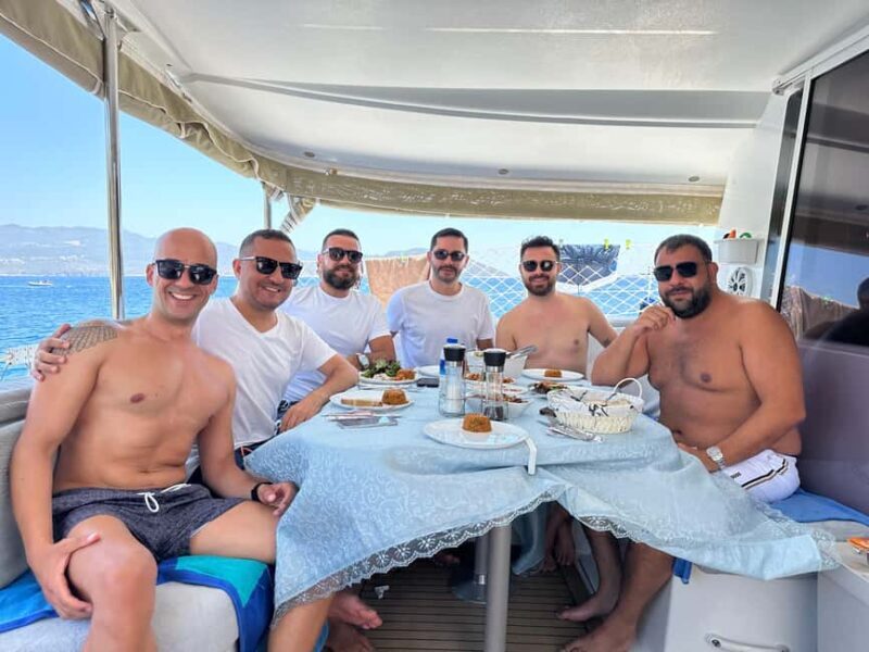 Ka: Day Sailing Catamaran Trip with Lunch and Snorkeling - An In-Depth Look at the Ka Day Sailing Catamaran Trip