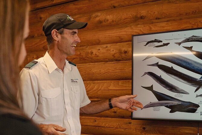 Kaikura Whale Watching and Scenic Landing - 1hr Premier Tour - Frequently Asked Questions