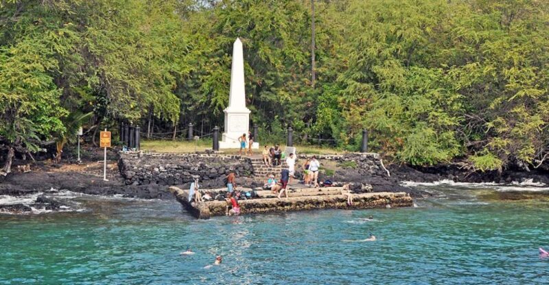 Kailua-Kona: Captain Cook Reef Catamaran Day Trip with Lunch - Key Points