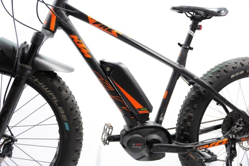 Kalabaka: Rent an Electric Bike to explore Meteora - Who Would Love This Experience?