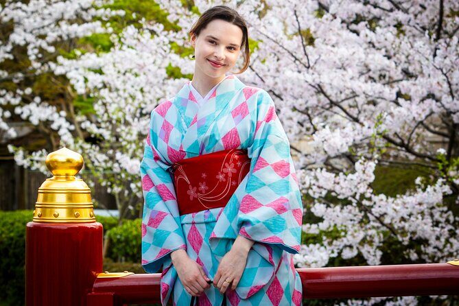 Kamakura Tour with Pro Photographer: Tsurugaoka Hachimangu shrine - Why This Tour Works Well for Travelers