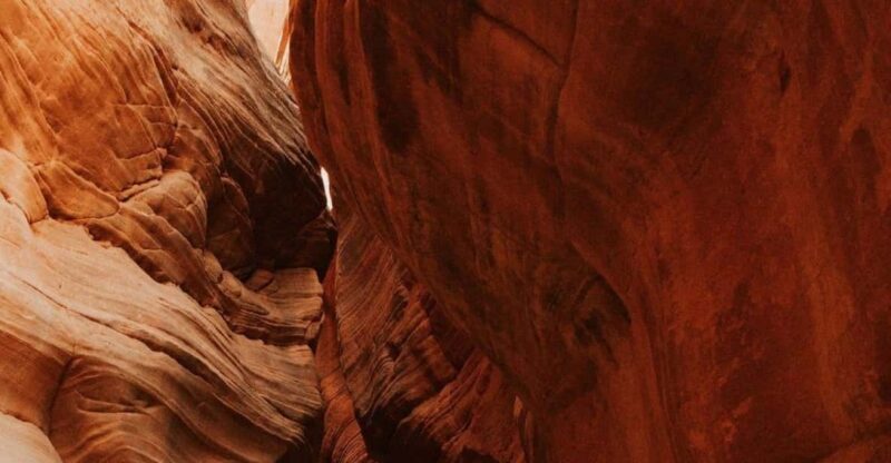 Kanab: Peekaboo Slot Canyon and Great Chamber UTV Tour - Key Points