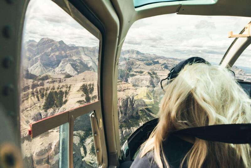 Kananaskis: 30-Minute Heli Tour of Minnewanka Lake and Banff - An Initial Look at the Experience