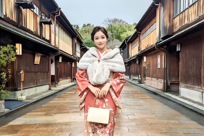 Kanazawa 6 hr Private Guided Tour & Kimono Experience - Who Is This Tour Best For?