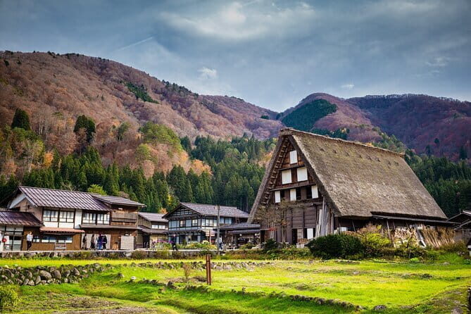 Kanazawa and Shirakawago Full Day Bus Tour - Who Will Appreciate This Tour?
