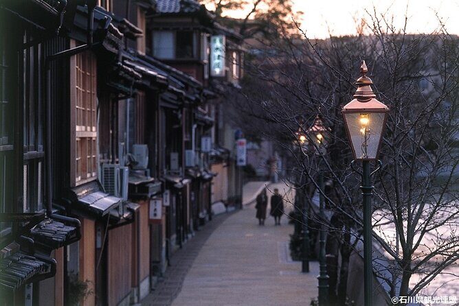 Kanazawa Half Day E-bike Tour - Frequently Asked Questions