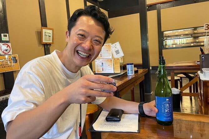 Kanazawa Private 3 Hour Bar Hopping Tour with Local Guide - Key Points