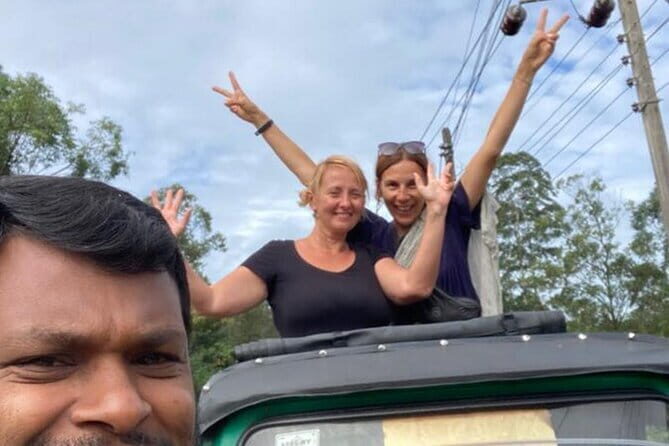 Kandy City Tour with Ambuluwawa by Tuk Tuk - The Sum Up