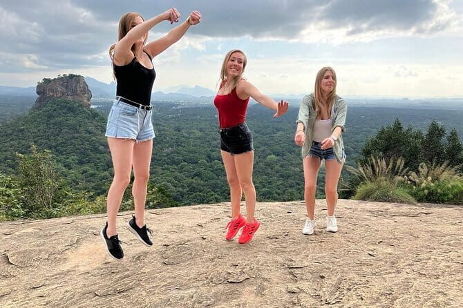 Kandy Sigiriya Rock and Village Safari Day Trip - What the Tour Involves: A Full Breakdown