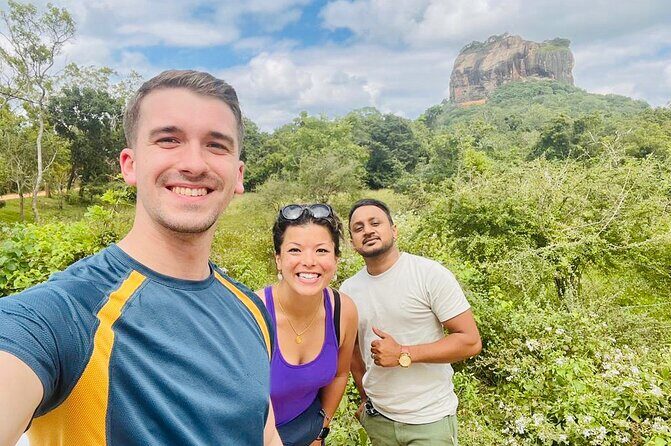 Kandy to Dambulla Cave Temple and Sigiriya - Day Tour - FAQ