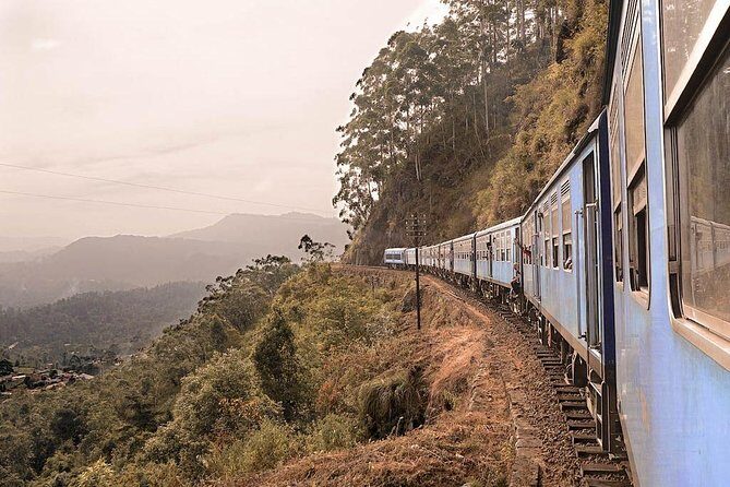 Kandy to Ella train ride on (Train No: 1005 "Podi Menike") - Key Points