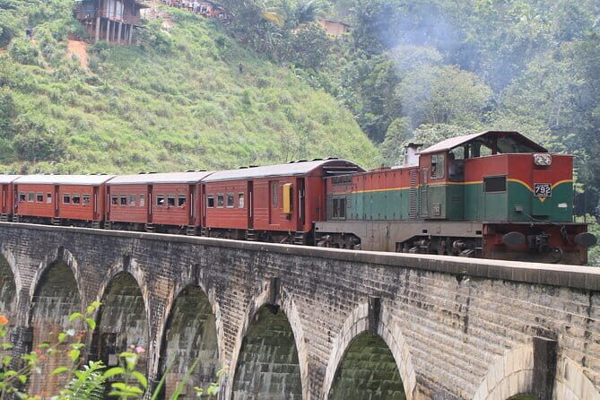Kandy to Nuwaraeliya by Train Nuwaraeliya City Tour and Drop Ella - FAQ