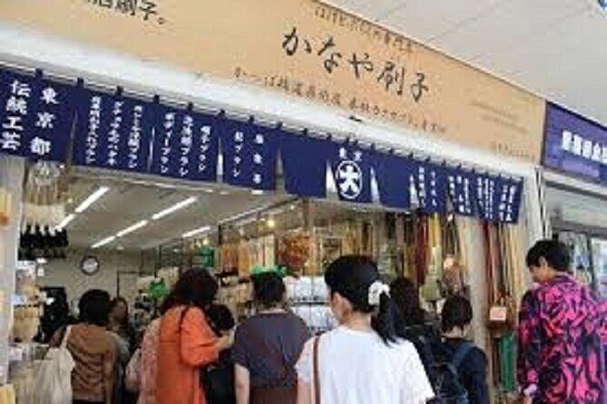 Kappabashi Knife Shopping Tour with Government-Licensed Guide - Insights from Reviews