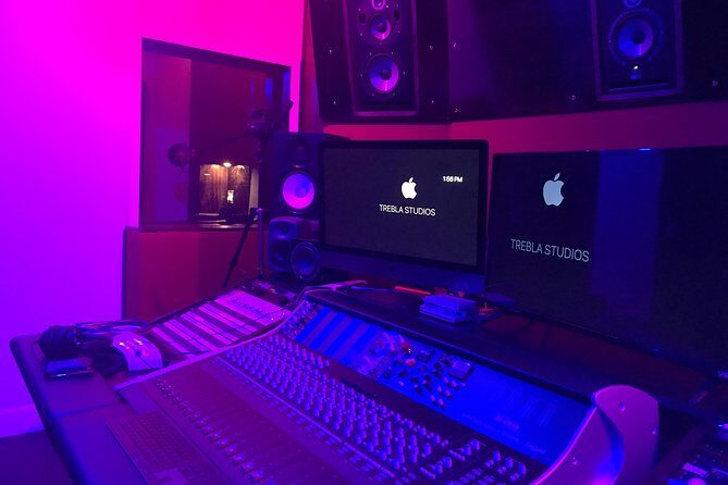 Karaoke Recording inside a Professional Recording Studio - What to Expect from the Experience