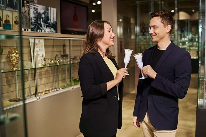 Karlovy Vary: Moser Glassworks Tour with Museum Entry - Authenticity and Atmosphere