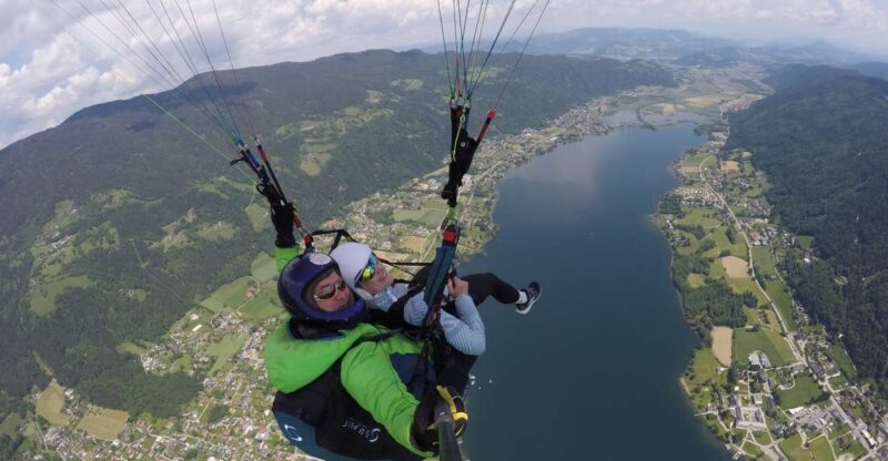 Kärnten/Ossiachersee: Paragleiten " Thermikflug" - A Closer Look at the Paragliding Experience in Carinthia