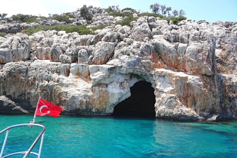 Kas: Private Kekova Boat Tour including transfers - Authentic Experiences and Hidden Gems
