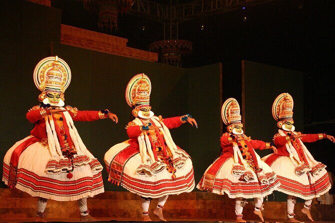 Kathakali Dance Show in Kochi with Dinner and Hotel Pick Up - Exploring the Tour in Detail