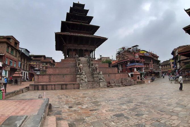 Kathmandu: Explore Nagarkot Hill Station with Bhaktapur Heritage City - A Closer Look at the Experience