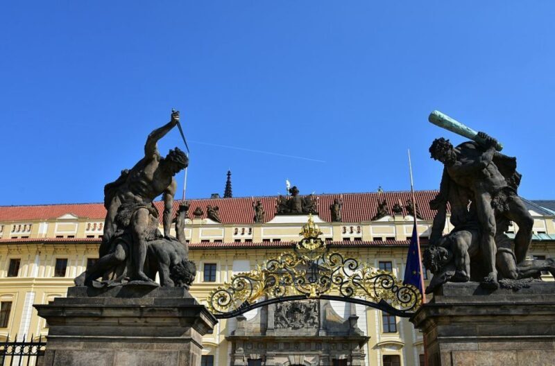 Katowice 1-Day Trip to Prague Private Guided Tour - Visiting St. Nicholas Church: A Baroque Masterpiece