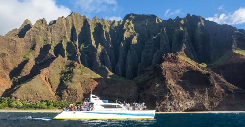 Kauai: Napali Sunset Dinner Cruise - The Experience in Detail