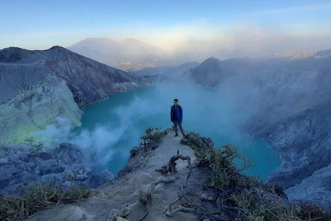Kawah Ijen Midnight (Share Tour) - Exploring the Kawah Ijen Midnight Share Tour in Detail