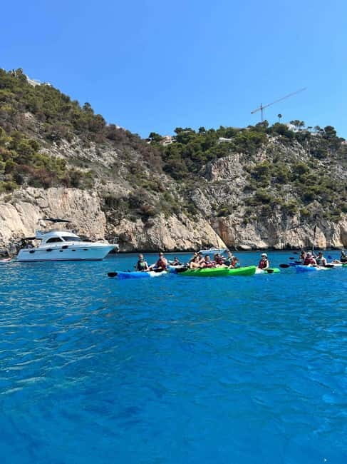 Kayak Granadella Excursión Guiada en Cuevas y Cala en Caló - Key Points