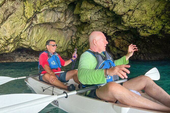 Kayak tour in Capri between caves and beaches. Photos included. - FAQ