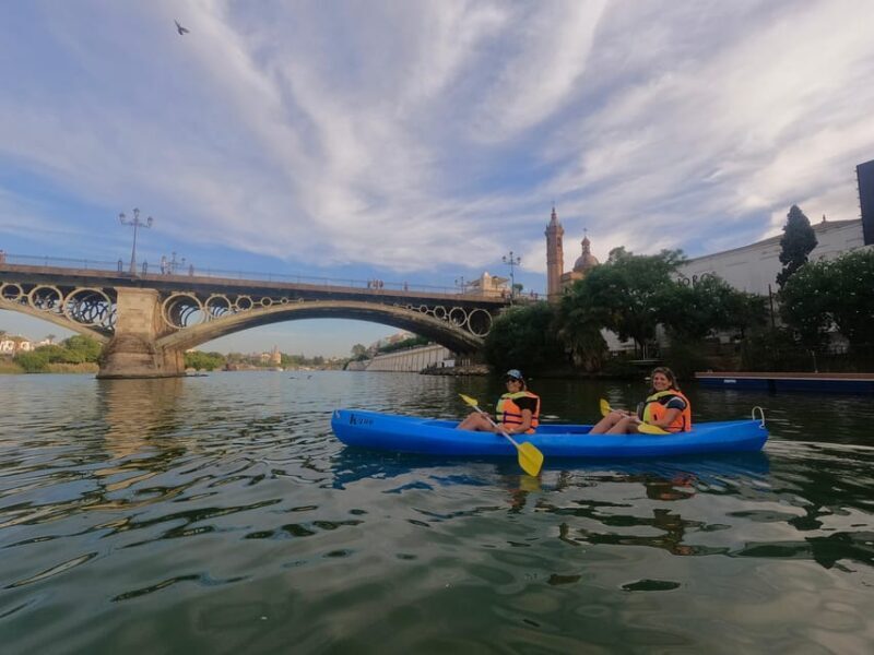 Kayak tour of historic Seville, Triana and Cartuja - FAQ