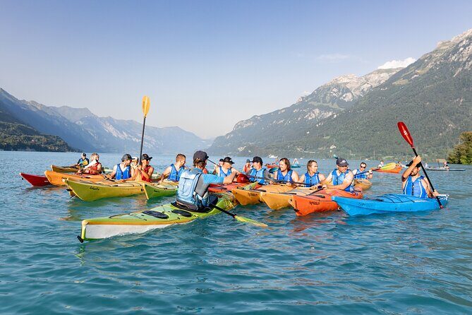 Kayak Tour of the Turquoise Lake Brienz - An In-Depth Look at the Kayak Tour of Lake Brienz